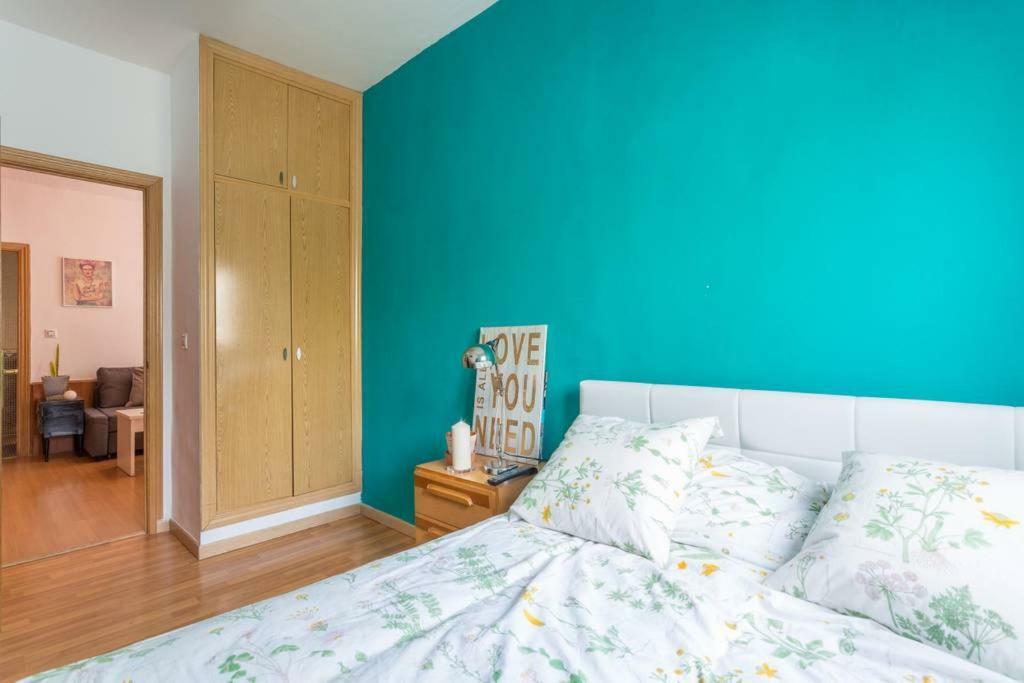 Apartamento Urgel Madrid Exterior foto